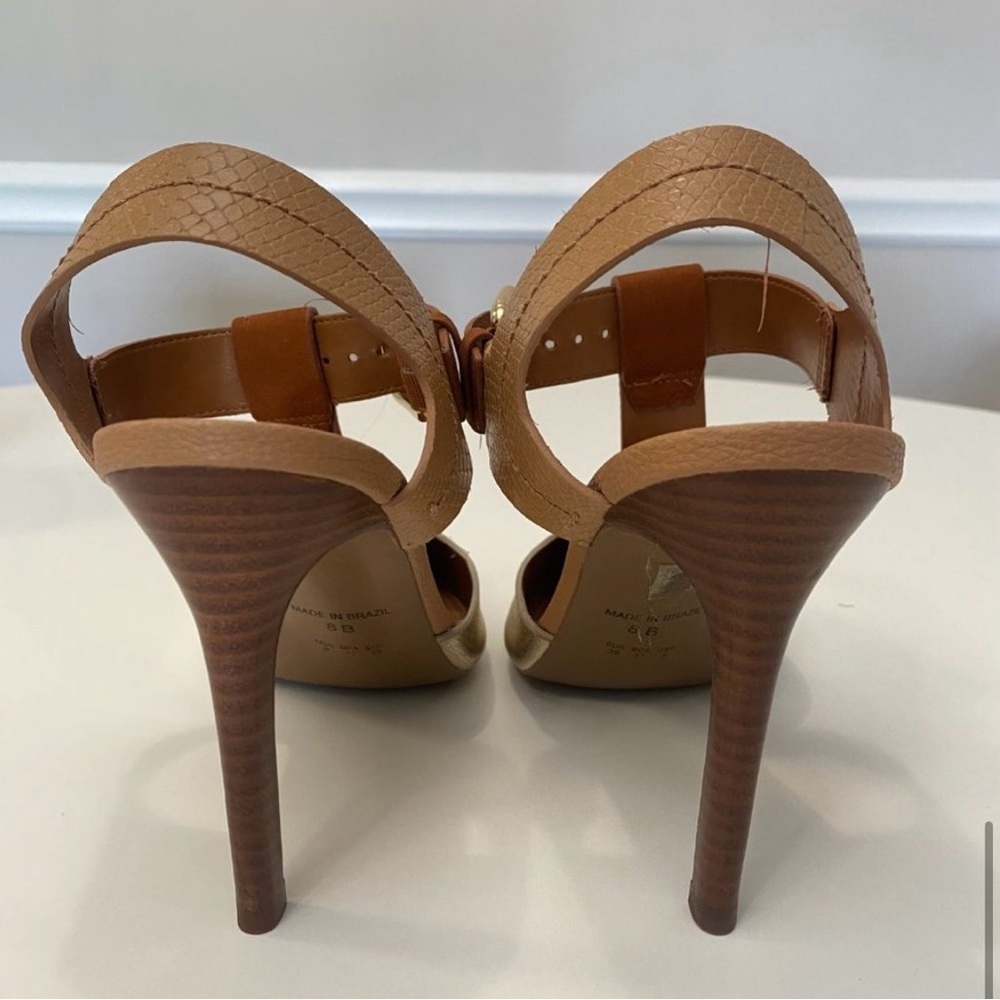 True Soul Heels - Size 8 - Brown & Gold
Size: 8 True Soul - Picture 2 of 6